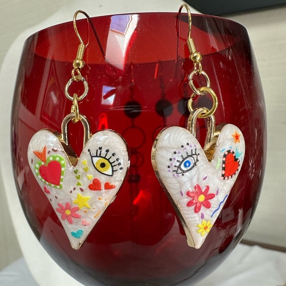 Jewelry - Funky modern vibe white heart earrings with inlaid designs